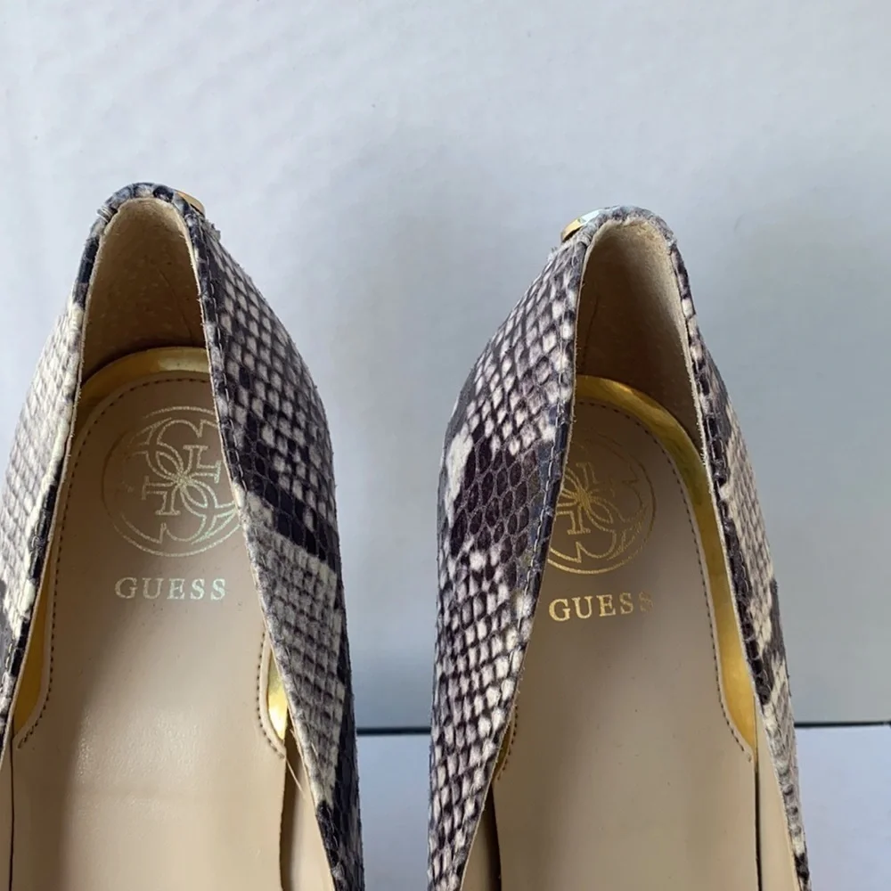 New GUESS Crew2 Women's Shoes SZ 7